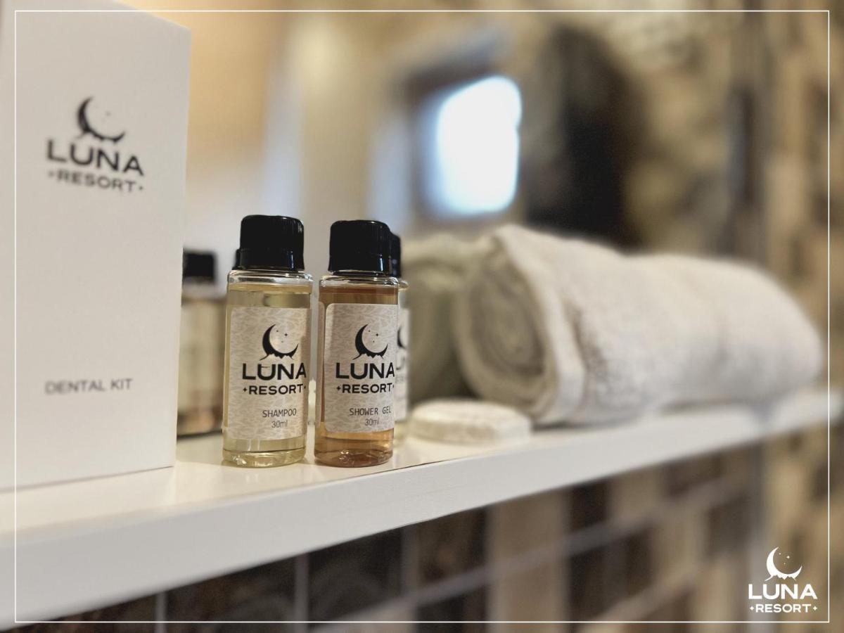 Luna Resort Печ Екстериор снимка