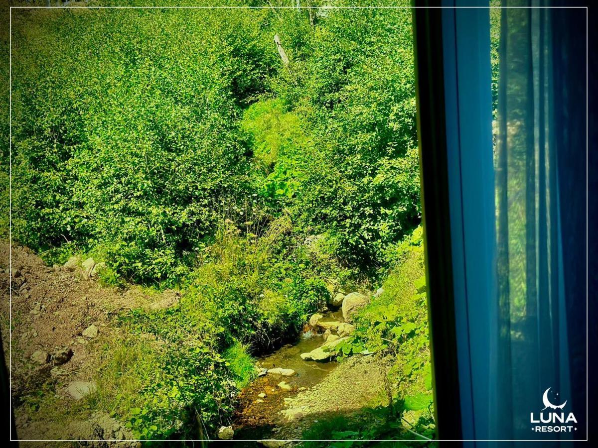 Luna Resort Печ Екстериор снимка